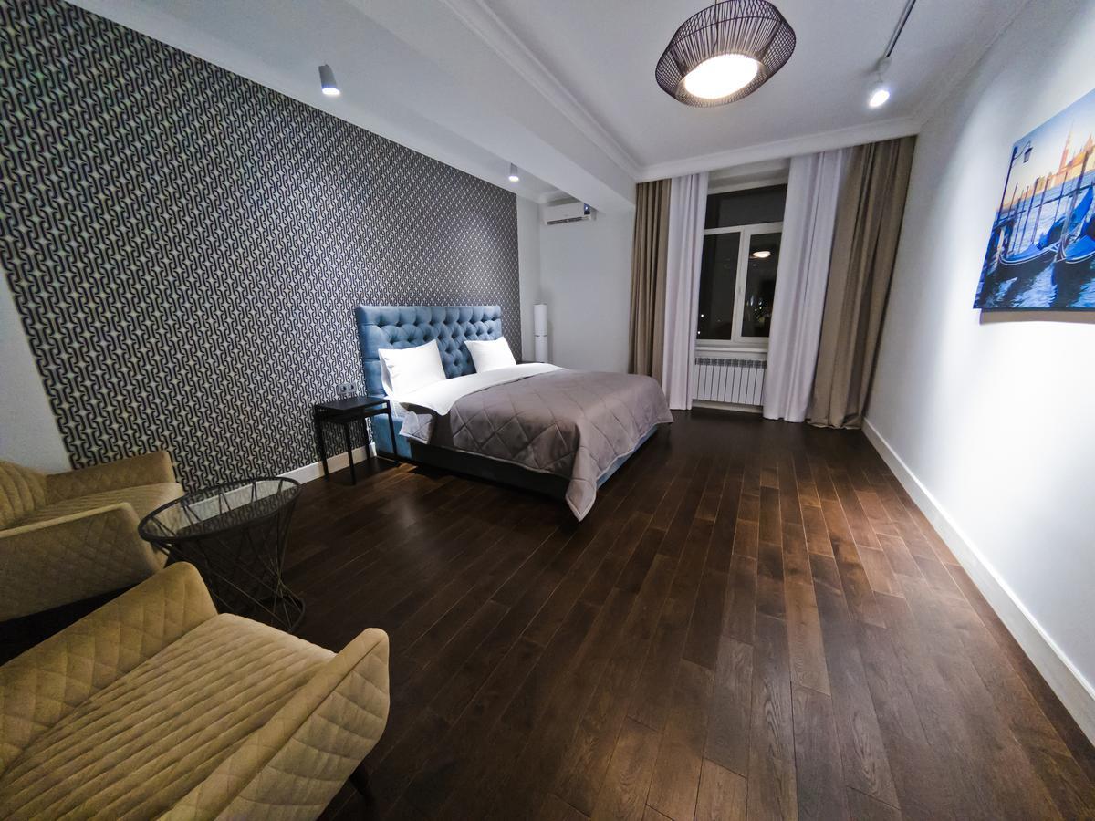 Opera Apartments Alma-Ata Buitenkant foto